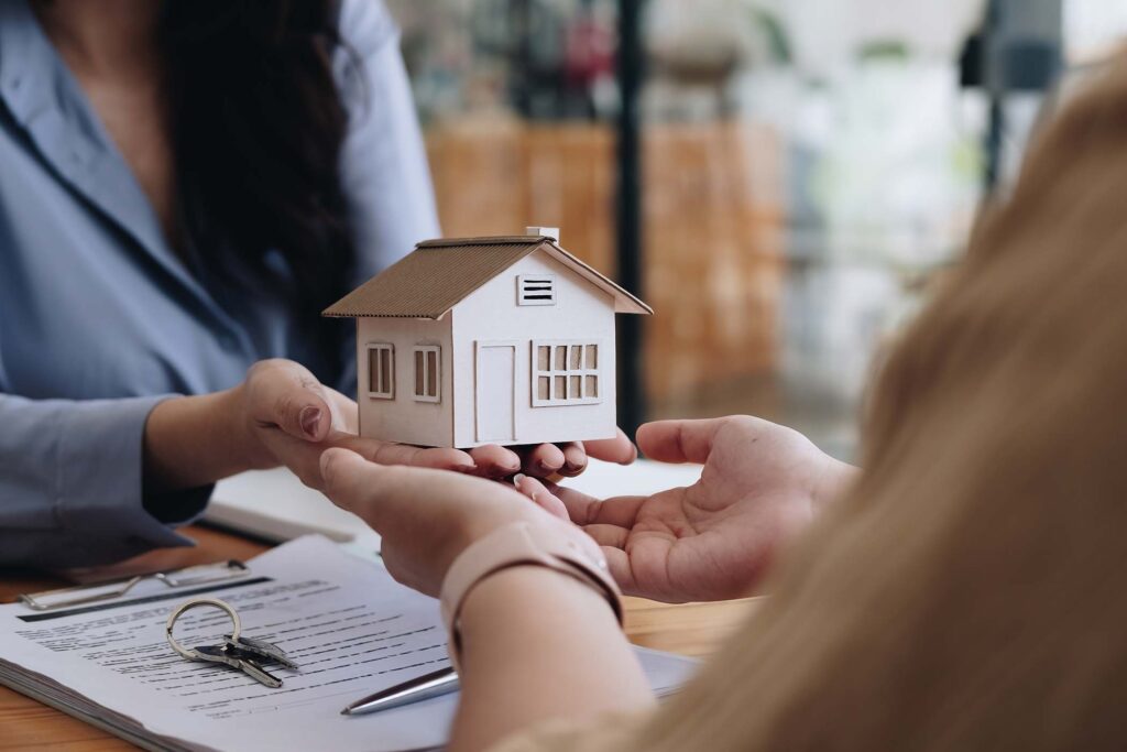 Why UK Property Investors Are Turning to Serviced Accommodation Management